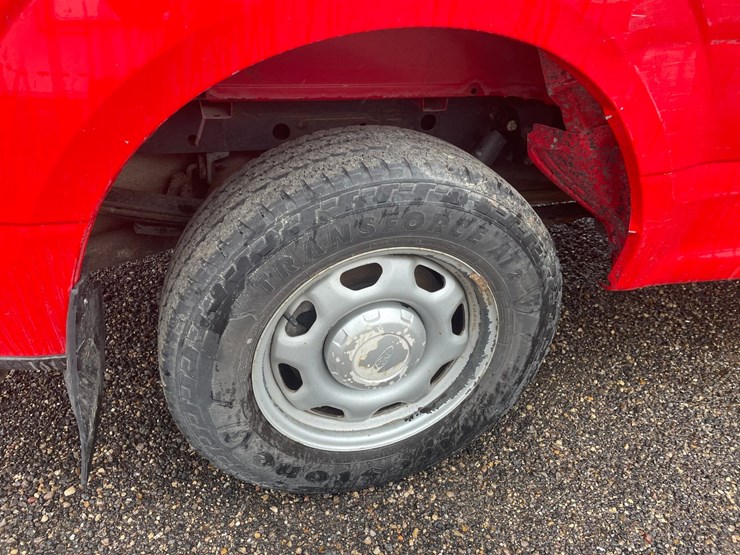 2018-ford-f150-xl-image-18