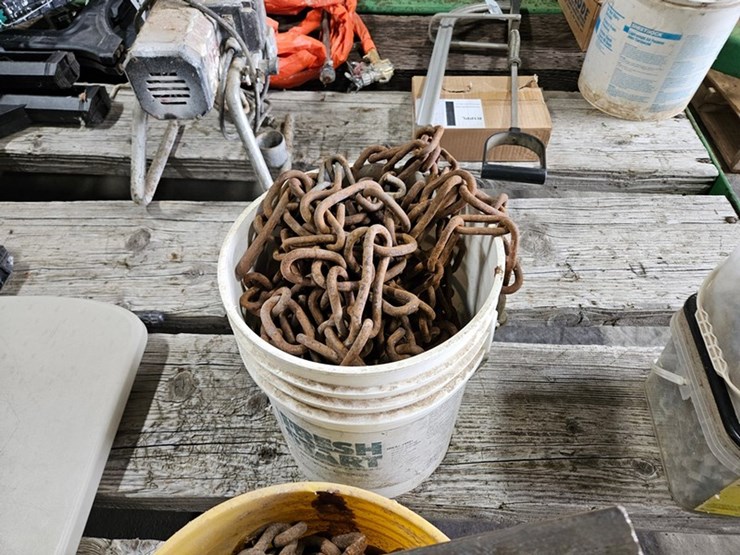#147-•-3-buckets-of-chains-image-4