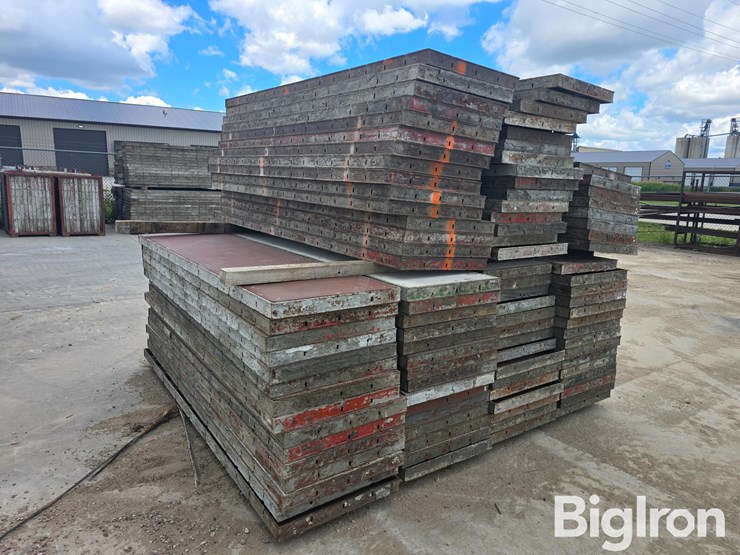 8'-concrete-wall-forms-image-1