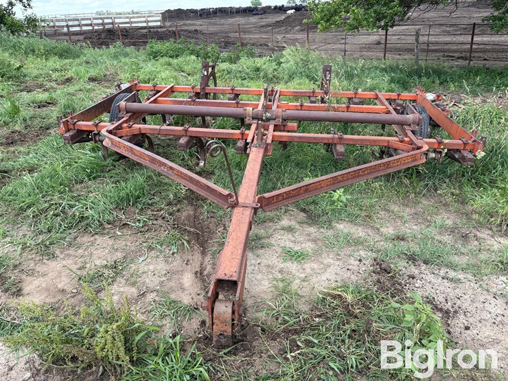 11'6"-field-cultivator-image-2