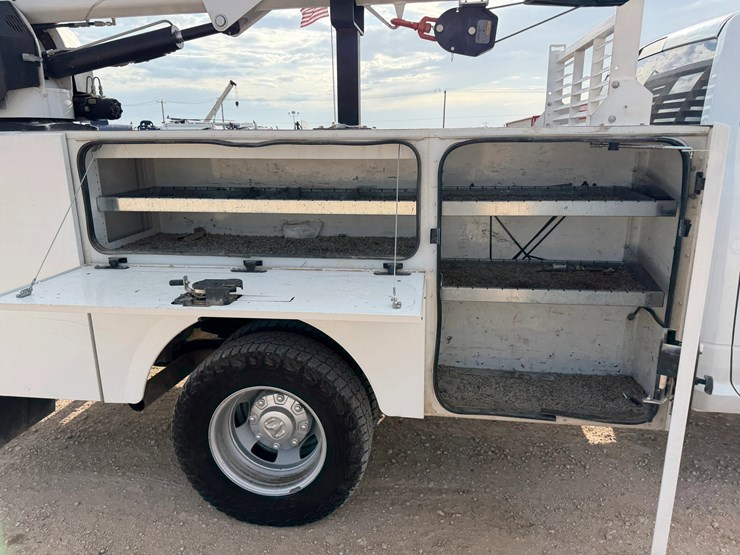 2024-dodge-3500-image-10