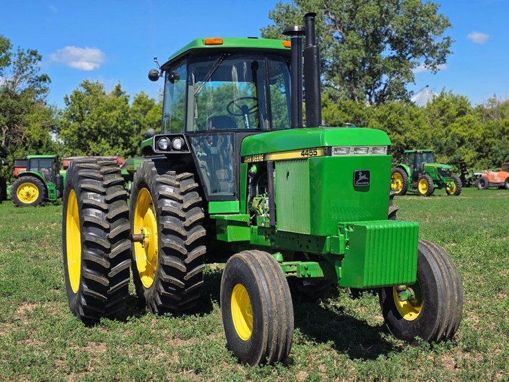 john-deere-4455-image-1