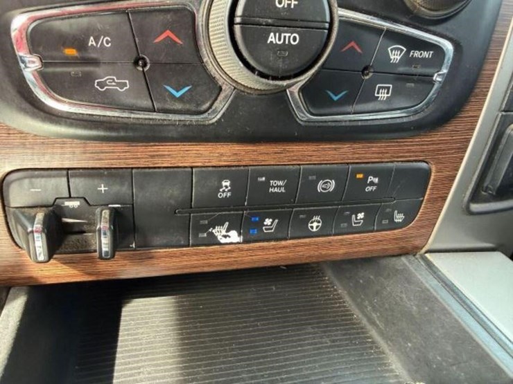 2015-ram-2500-hd-image-14