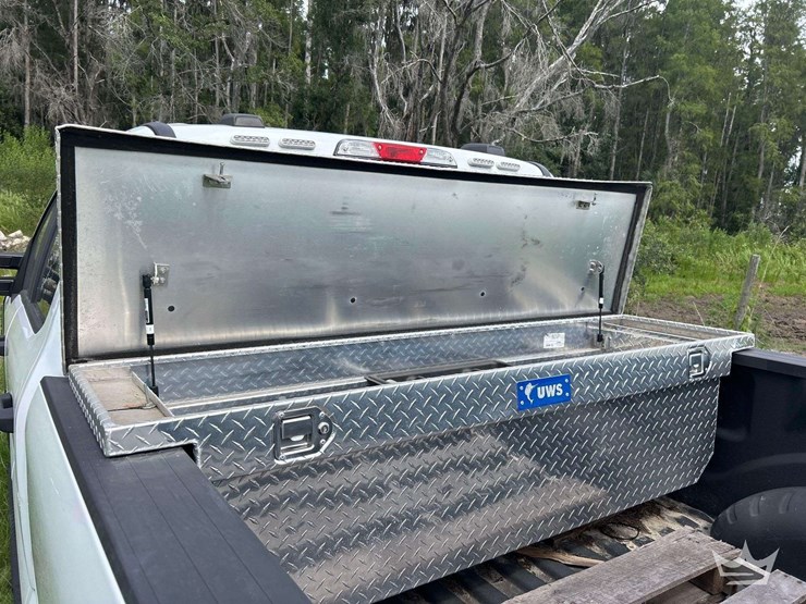 2023-ford-f250-image-18