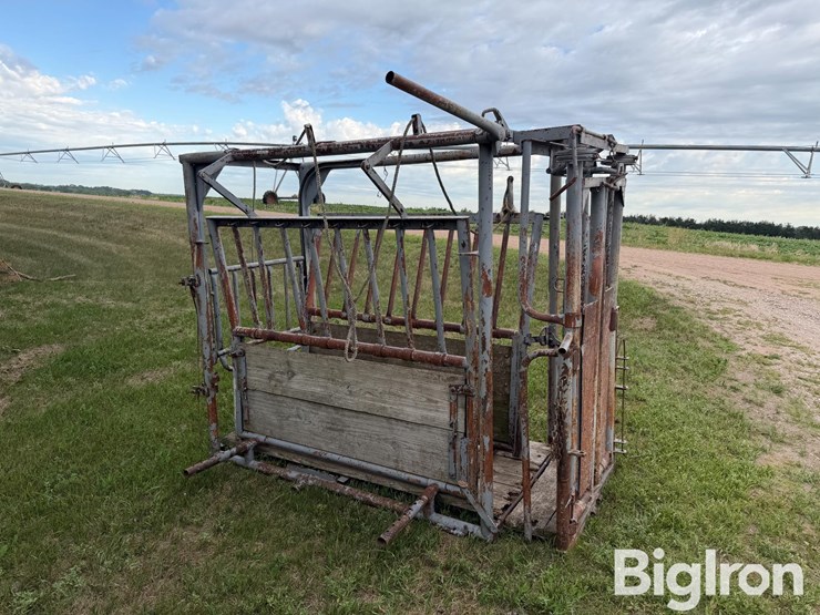 manual-livestock-chute-image-8