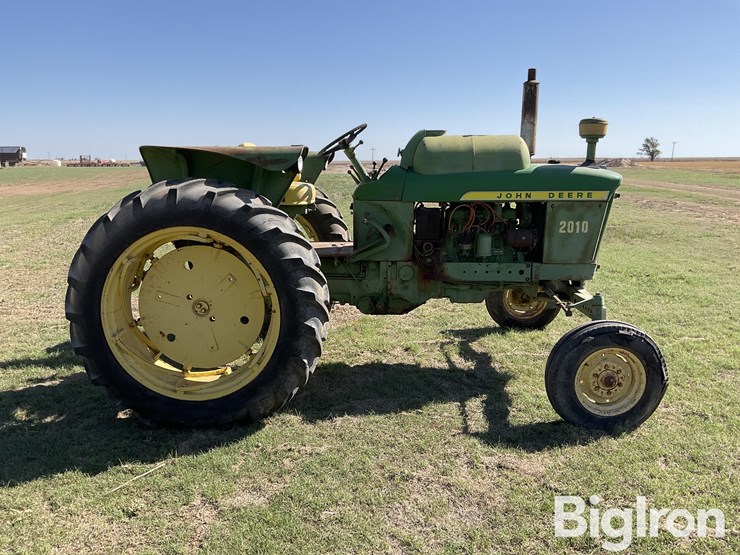 1962-john-deere-2010-image-4