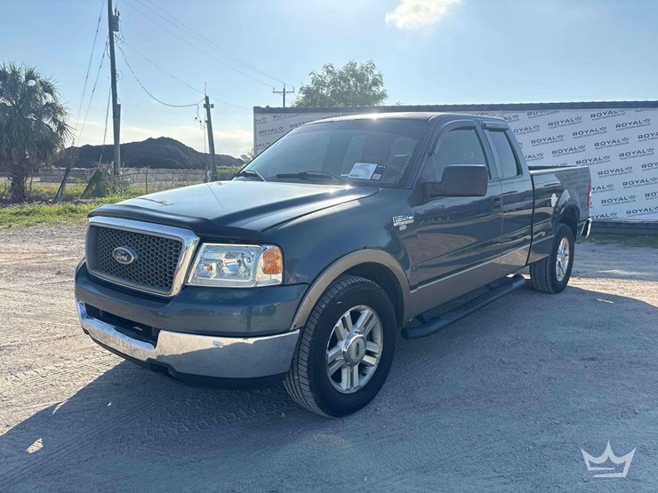2004-ford-f150-xl-image-1