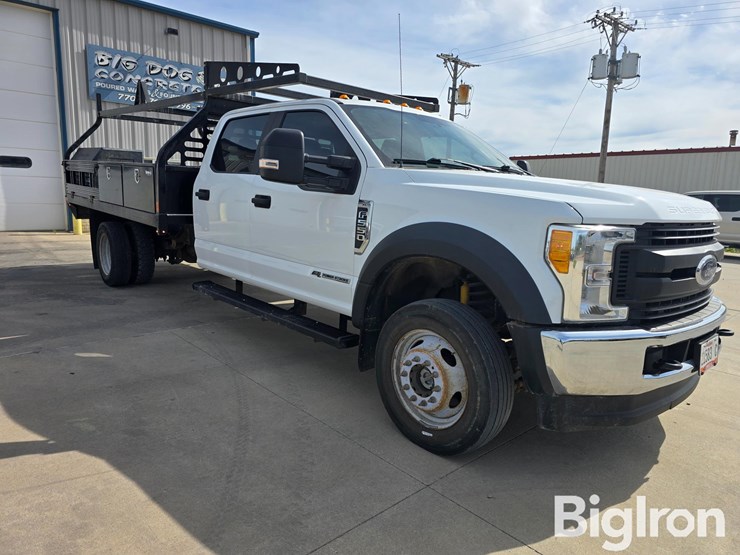 2019-ford-f550-xl-image-3