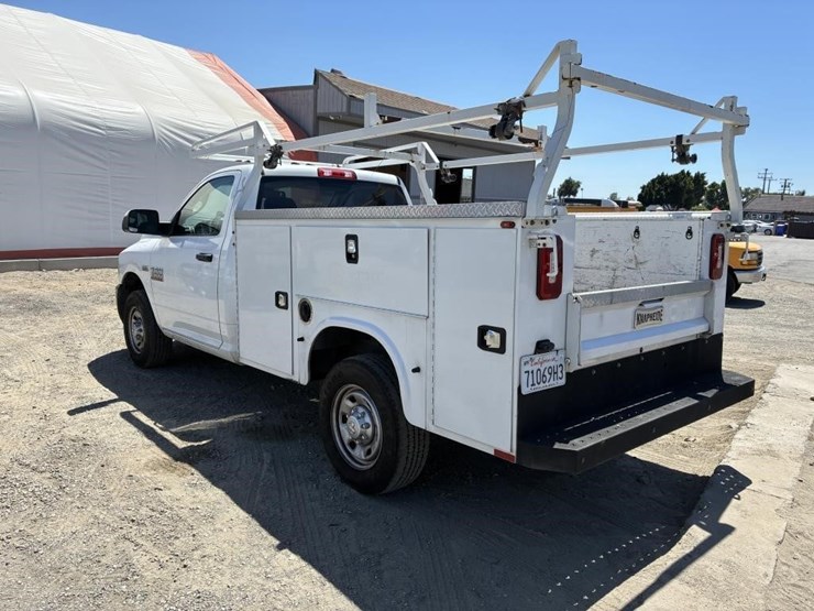 2018-dodge-ram-2500-image-4
