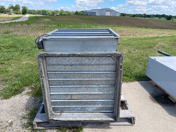 #2896-•-30kw-spectrum-detroit-diesel-generator-image-40