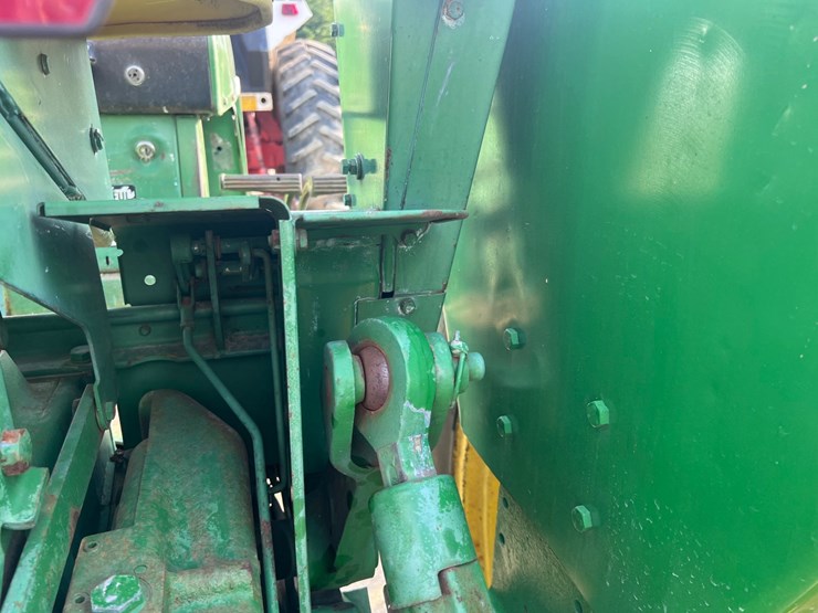 john-deere-4000-image-26
