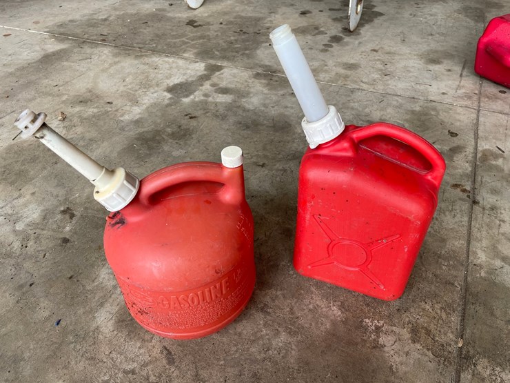 #2832-•-fuel-cans-image-8