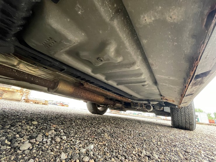 2015-ford-explorer-xlt-image-28