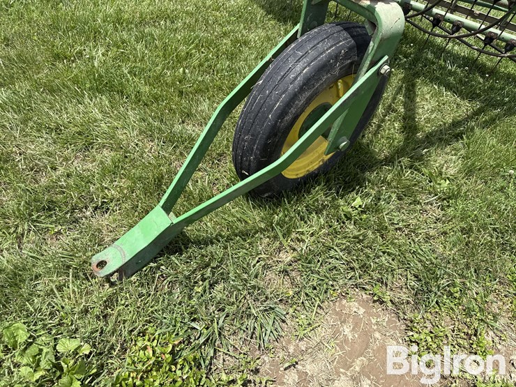 john-deere-662-image-9