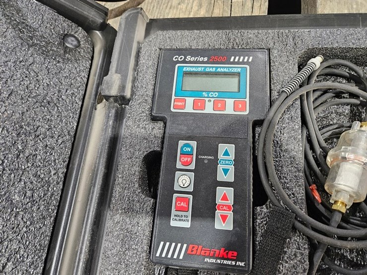 #31-•-blanke-series-2500-exhaust-gas-analyzer-image-2
