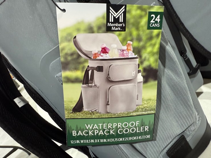 #49795-•-lot-of-(2)-unused-member-mark-backpack-coolers-image-7