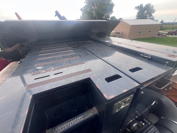 case-ih-8010-image-70
