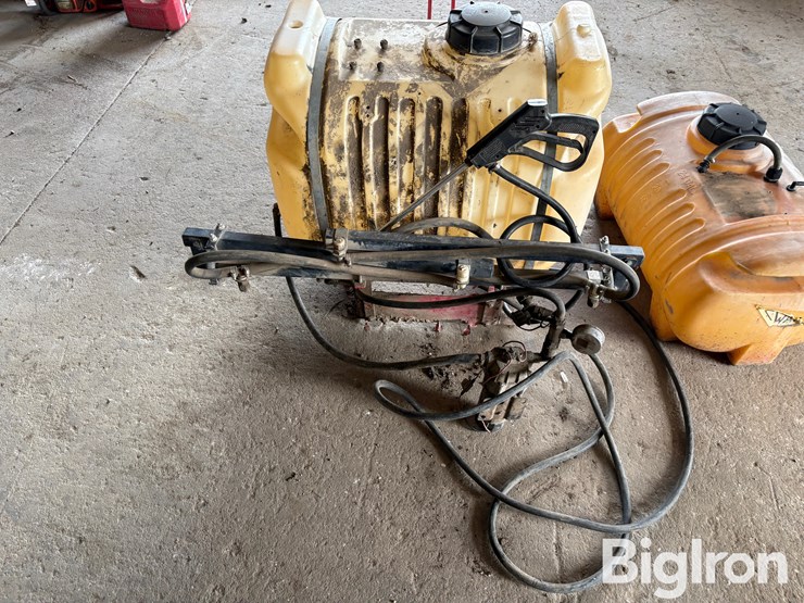 40-gal-3-pt-sprayer-w/8'-boom-&-24-gal-tank-image-13
