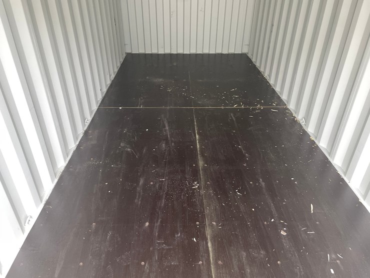 #2438-•-20'-standard-height-shipping-container-image-11