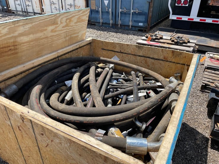 #2762-•-tote-of-hydraulic-hoses-image-1