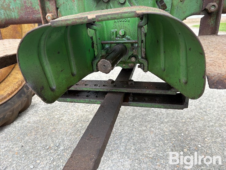 1949-john-deere-b-image-9