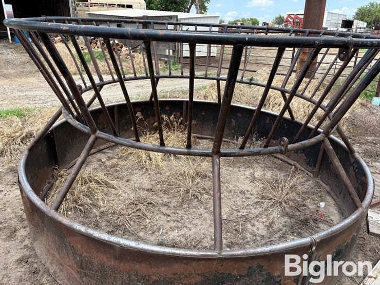 round-bale-feeder-image-6