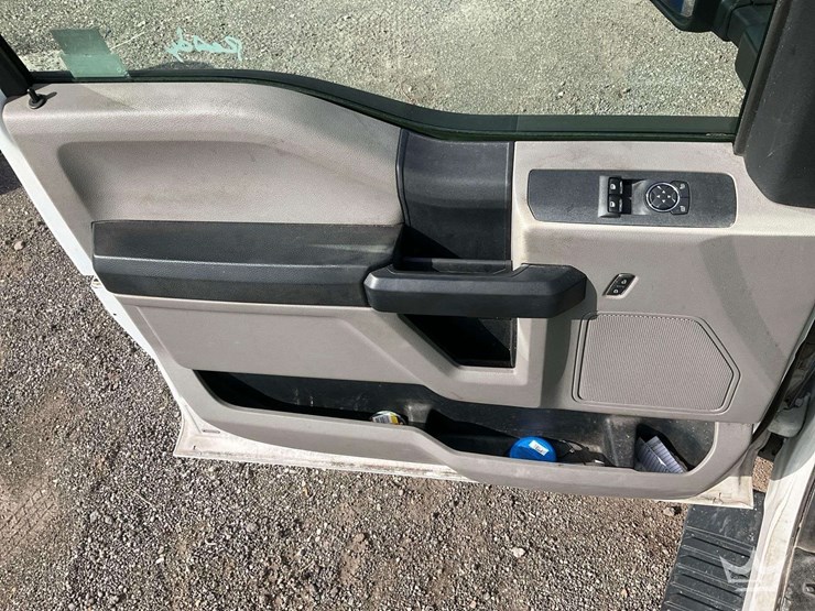 2019-ford-f250-image-11