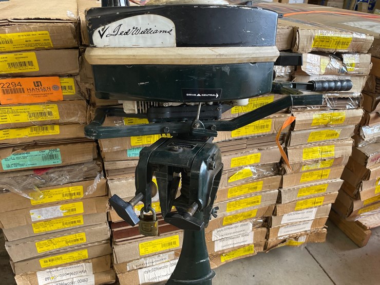 #2953-•-1980's-eska-sears-roebuck-ted-williams-7.5hp-boat-motor-image-9