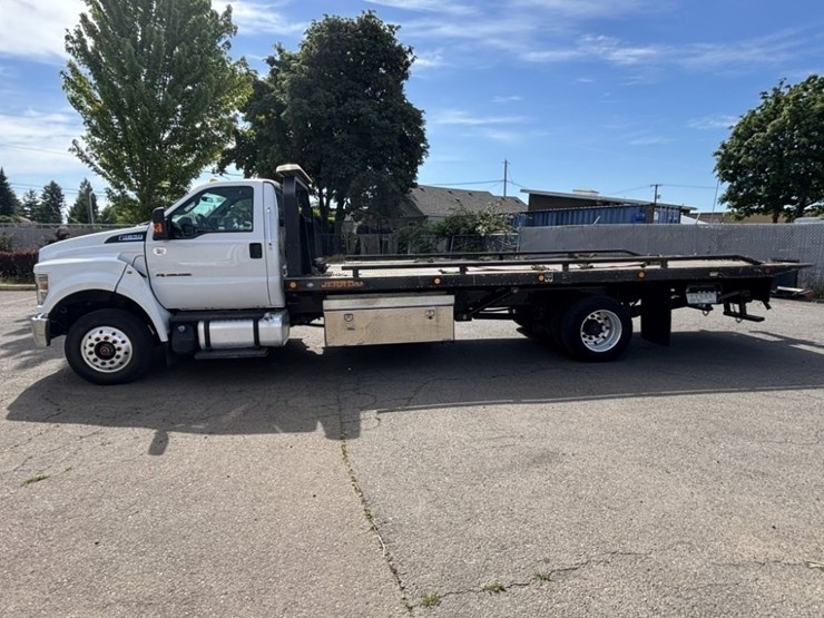 2016-ford-f650-sd-image-2