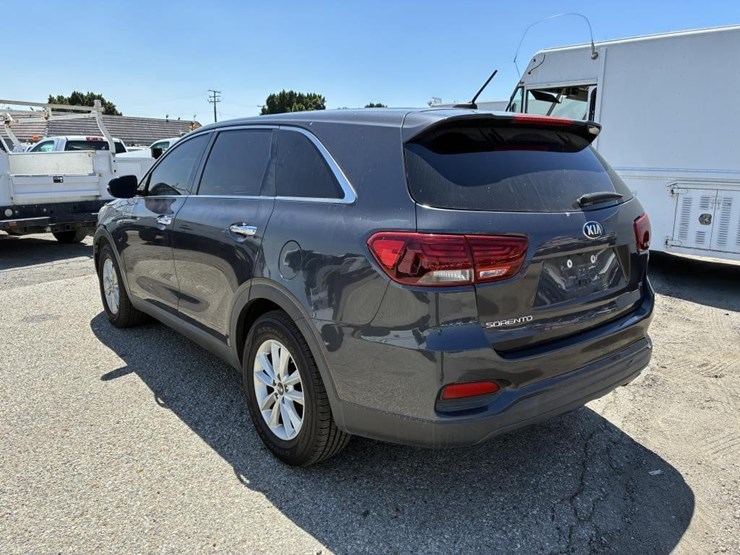 2019-kia-sorento-image-4