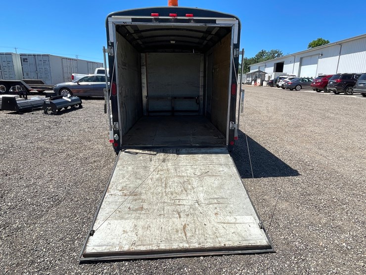 #2863-•-2004-haulmark-single-axle-enclosed-trailer-(has-wi-title)-image-22