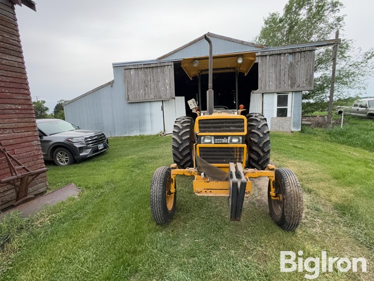 1989-case-ih-585-image-2