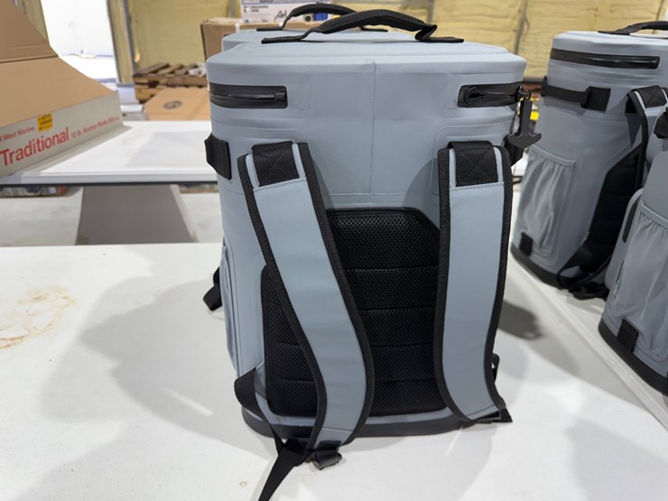 #49795-•-lot-of-(2)-unused-member-mark-backpack-coolers-image-6