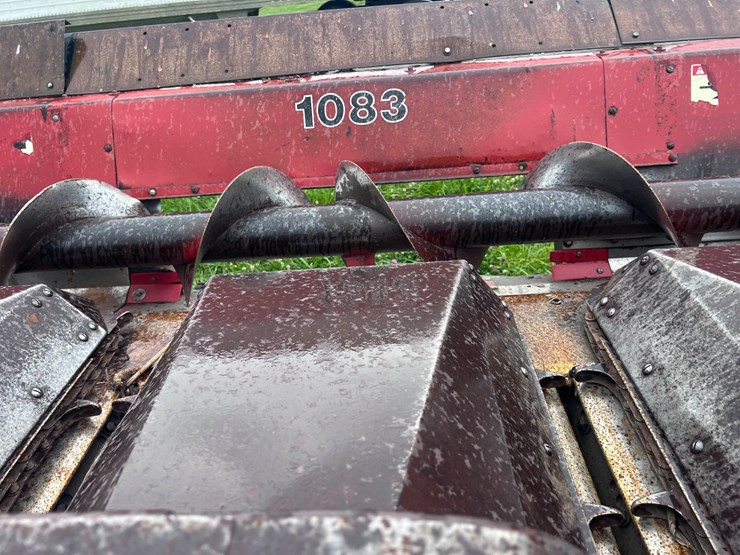 case-ih-1083-image-21