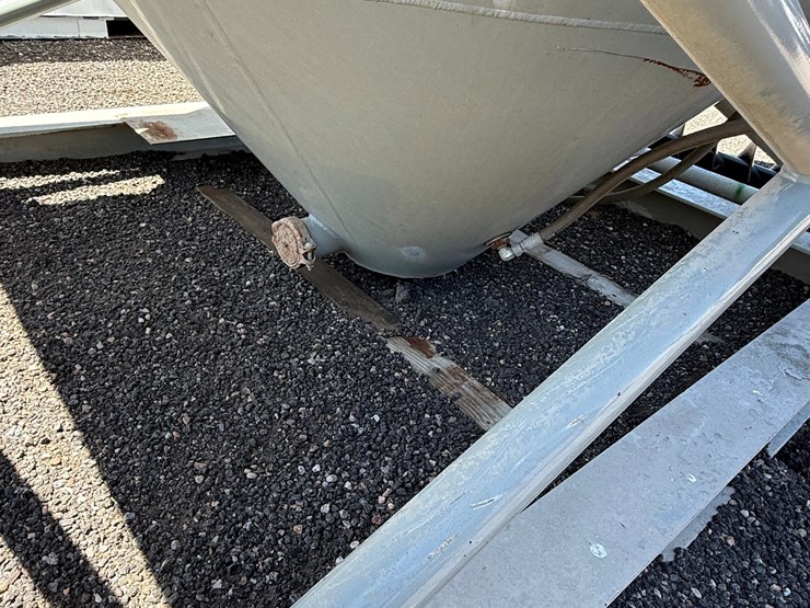 2012-wilco-25’-x-12’-vertical-skidded-silo-image-4
