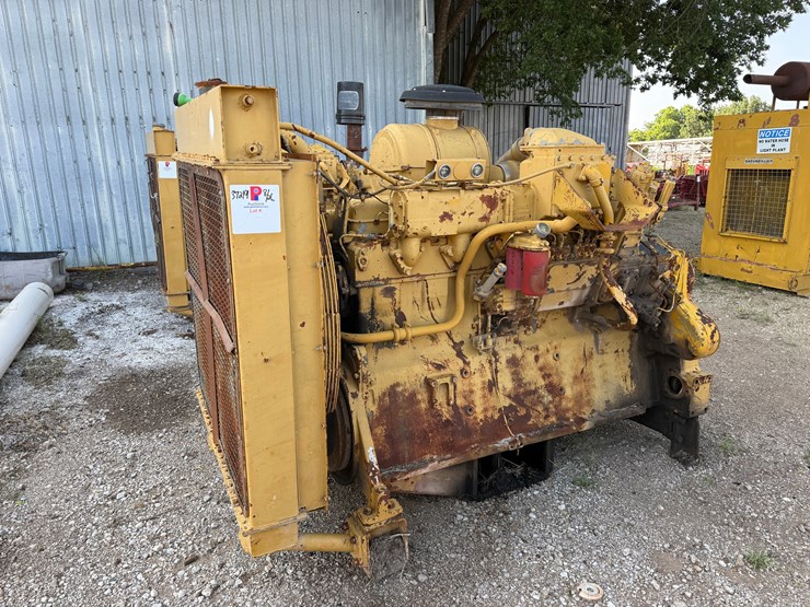caterpillar-d353-image-1