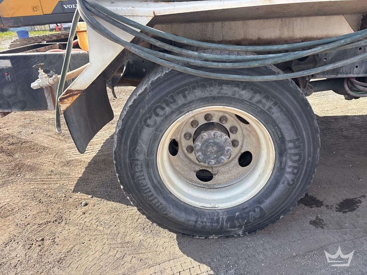 2018-international-durastar-4300-image-31