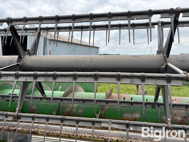 2011-john-deere-630f-image-18