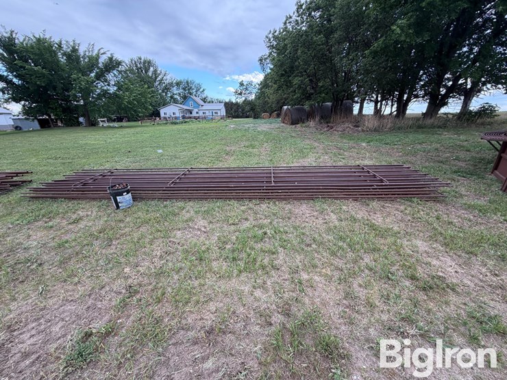 24'-continuous-6-bar-fencing-image-9