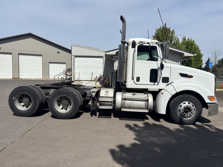 2007-peterbilt-386-image-6