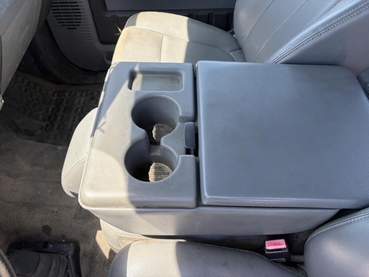 2011-ford-f250-image-18
