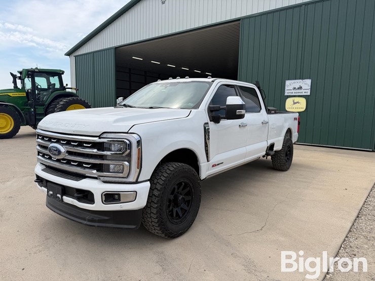 2023-ford-f350-image-1
