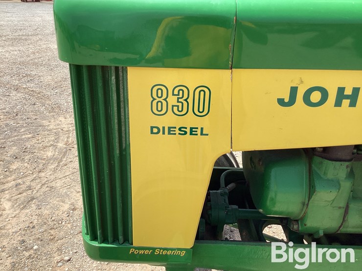 1959-john-deere-830-image-11