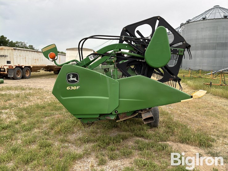 2010-john-deere-630f-image-4