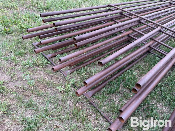 24'-continuous-6-bar-fencing-image-11
