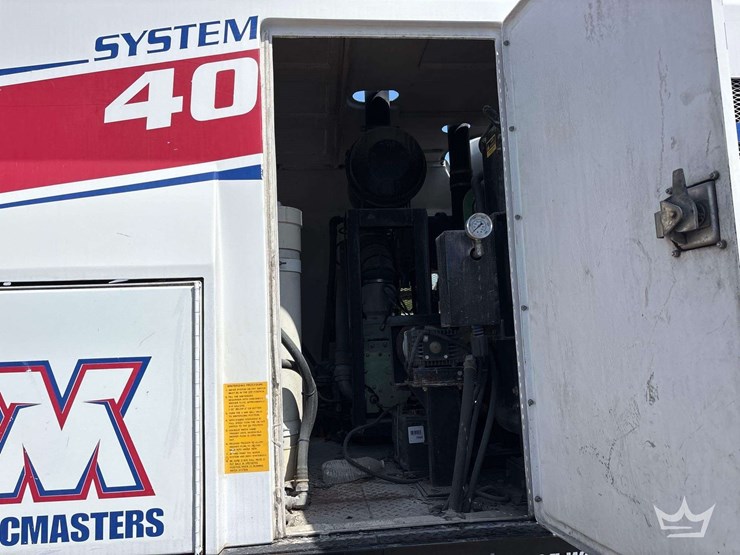 2015-international-durastar-4300-image-29