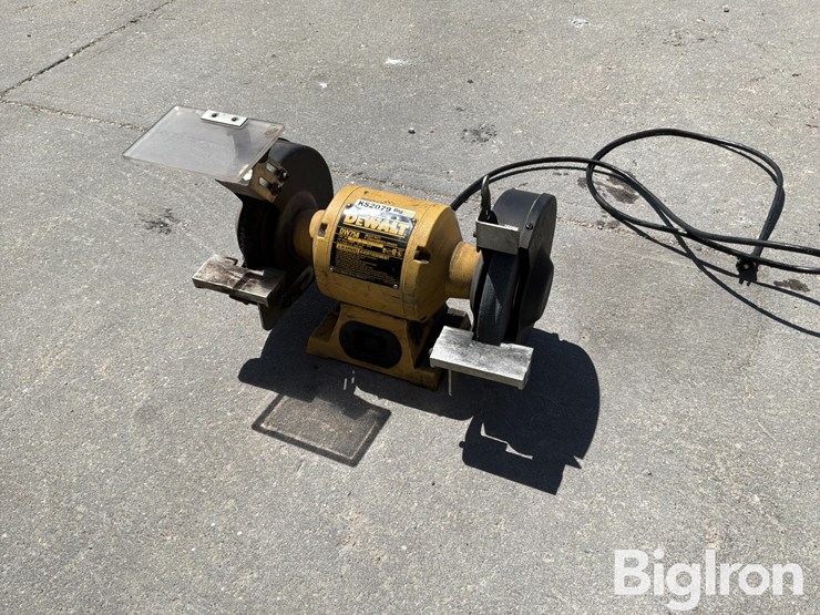 2011-dewalt-8”-bench-grinder-image-1