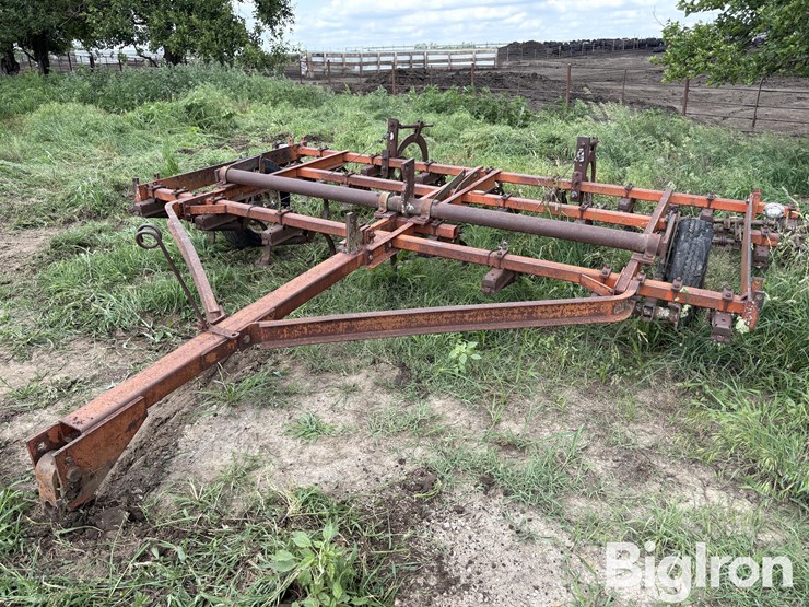 11'6"-field-cultivator-image-1