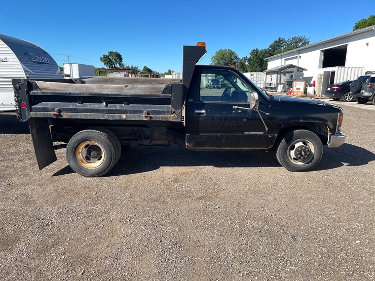 1997-chevrolet-3500-image-4
