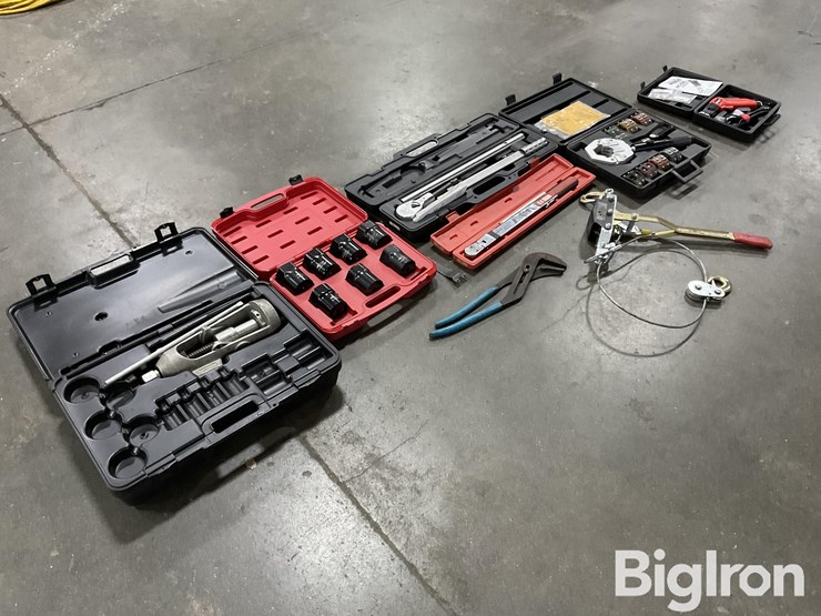 assorted-tools-image-3